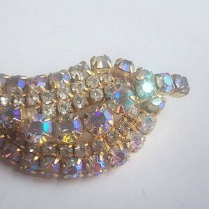 Vintage Continental 1950  60s AB rhinestone iridescence brooch gold-tone metal